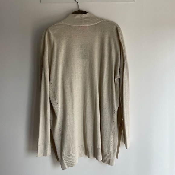 NWT Lilly Pulitzer Melly Cardigan in Gilver, size: M - Picture 2 of 4